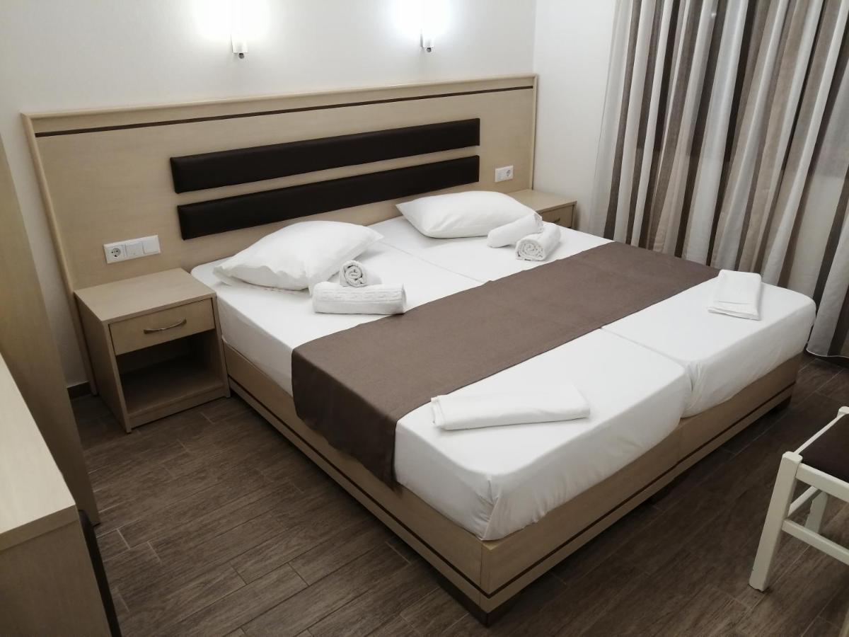 Hotel Katerina 克拉默特 外观 照片