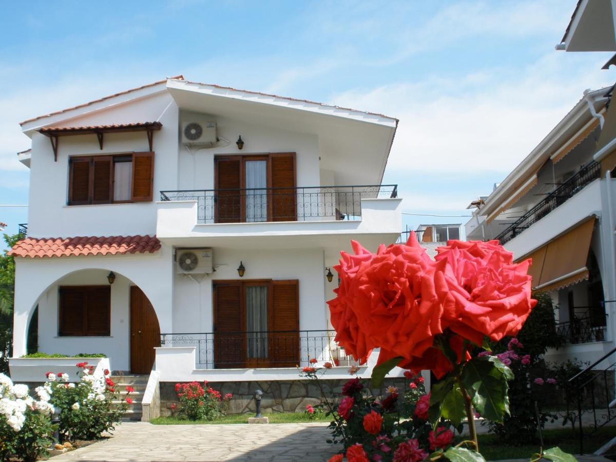 Hotel Katerina 克拉默特 外观 照片