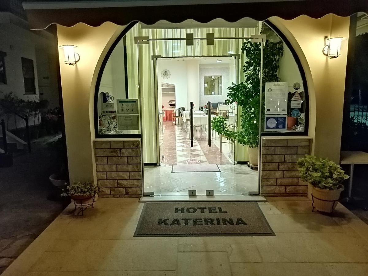 Hotel Katerina 克拉默特 外观 照片